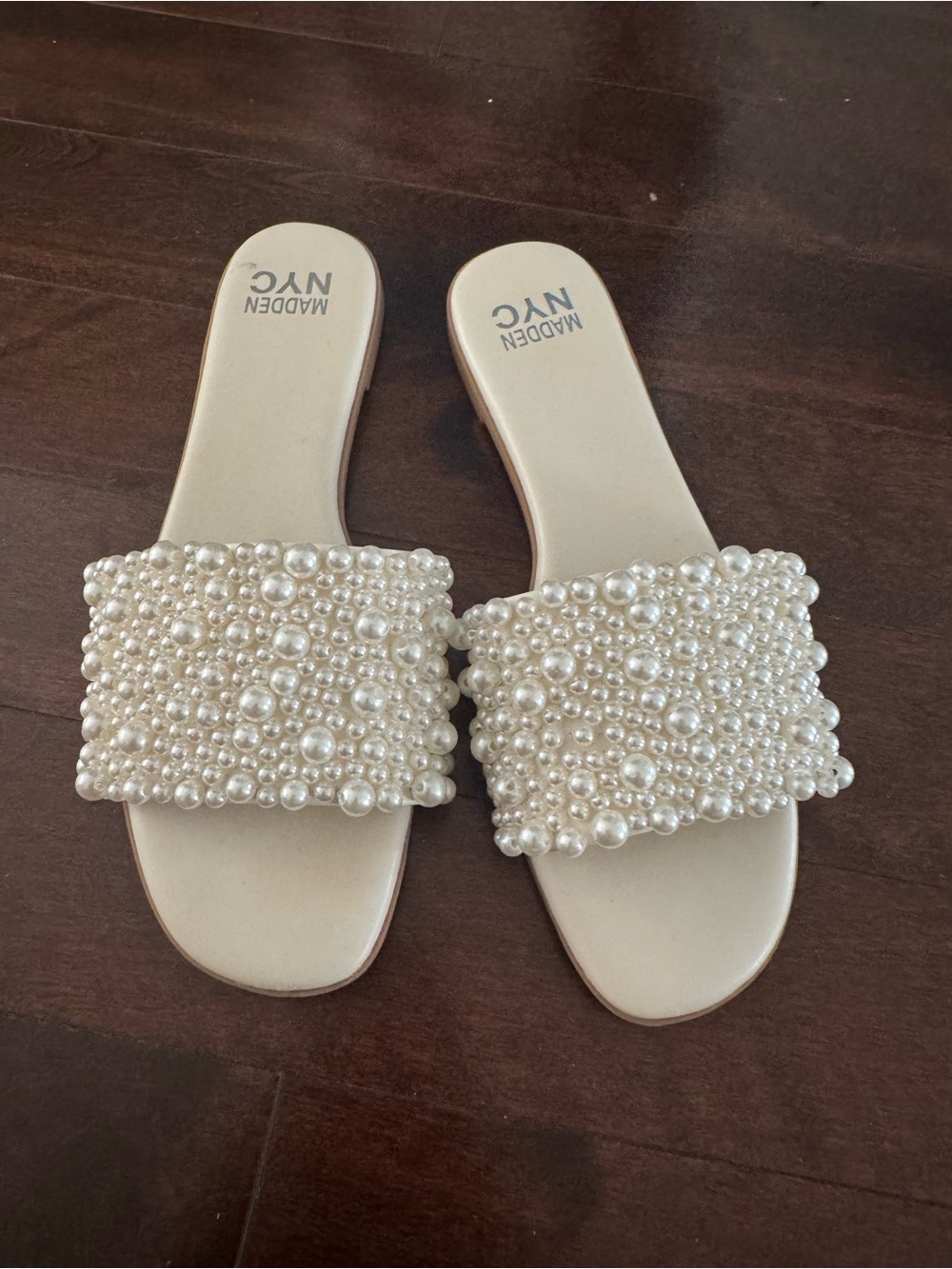 Madden NYC Womens Pearl Sandals Shoes